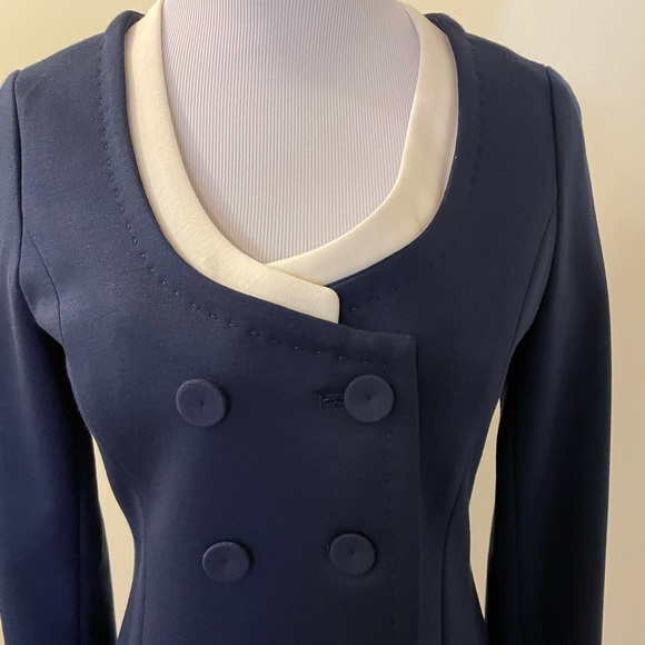 Navy blazer jacket with button closure - Picture 3 of 16